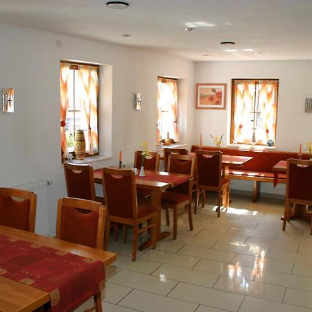 Gasthaus Traube Dettingen an der Erms ภายนอก รูปภาพ