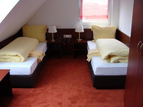 Gasthaus Traube Dettingen an der Erms ภายนอก รูปภาพ